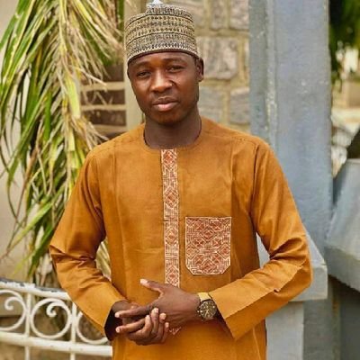 HusainSade31722's profile picture. FraAi