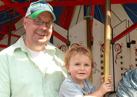 Connecticut_Dad's profile picture. (New Blog) I’m more of a bumbling dad than a #parenting expert. I blog on my experience raising my son in #Connecticut.  
 @ctnewshound is my day job