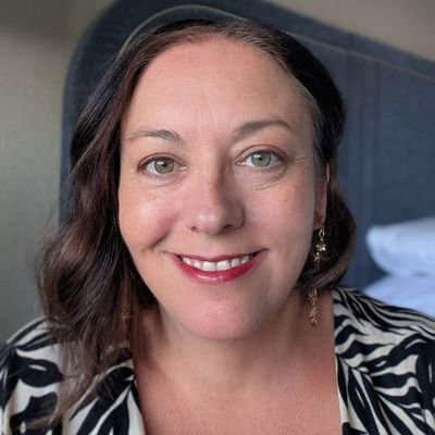 Sure Start Coordinator | Labour Cllr Kensington & Fairfield | Cabinet Member Children's Social Care Unison |
Loves cooking & dances like nobody is watching.
