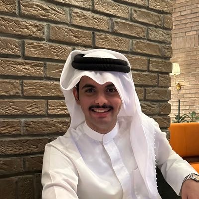 وإنَّ المَرءَ في دُنيَاهُ ذِكرى، فَدَعْ للناسِ خَيرَ الذِّكرَيَاتِ …