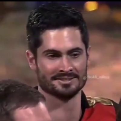 dosvot13222's profile picture. 