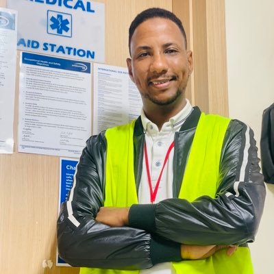 zeinabidinwan's profile picture. ‏‏‏يا كل كُلي ..كن لي، إن لم تكن لي فمن لي!؟