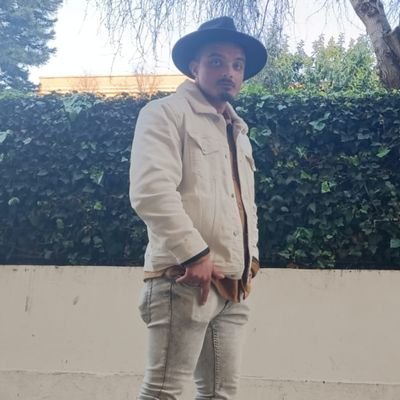 -La vida de un hombre es lo que sus pensamientos hacen de ella-