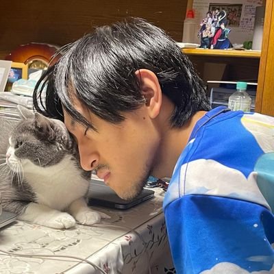 赤メガネ口笛🇺🇦win warさんのプロフィール画像