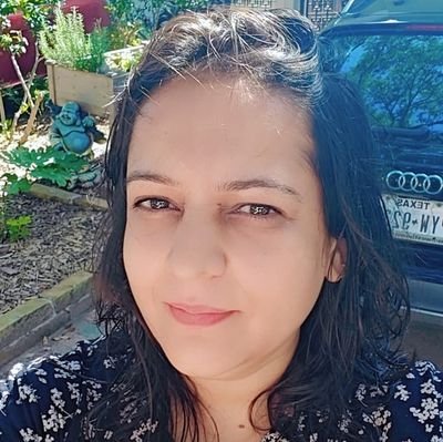 Vedic Astrologer with 5 years formal experience