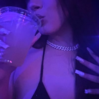 xxlxb_axx's profile picture. 18+ only / personal acc @lxb_a $25 dm tribute $adnil14