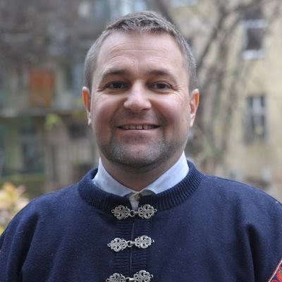 Author and publisher at Legatum Publishing (@legatumbooks). Editor at Rabulisten (@RabulistenMedia) Passionate about metapolitics. Tweets in 🇳🇴🇬🇧