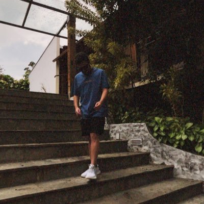 Fundador da @houzeira l Gestor de Imprensa sobre Música Eletrônica I Falo sobre coisa aleatória e música eletrônica l @henriquerapvd