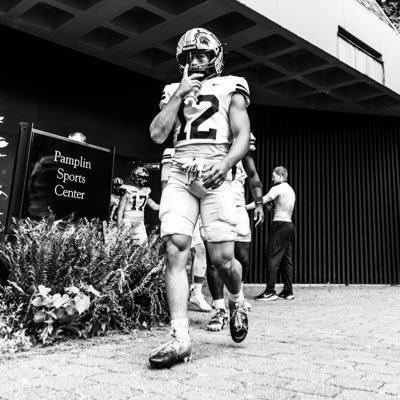 26’ Grad || Wilsonville High School || RB, WR, DB || 5’8 || 160 lbs ||2.5gpa