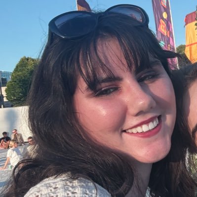 award-winning journalist writing for @corkbeo and reviewing books for @irishexaminer | she/her