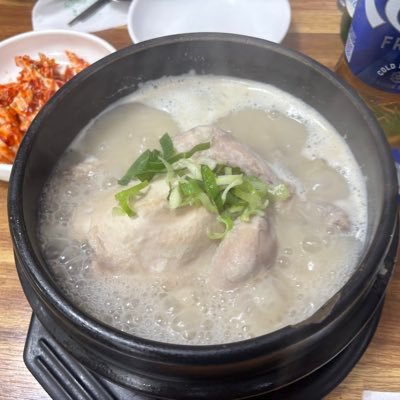 radius369's profile picture. トムヤムクン→参鶏湯