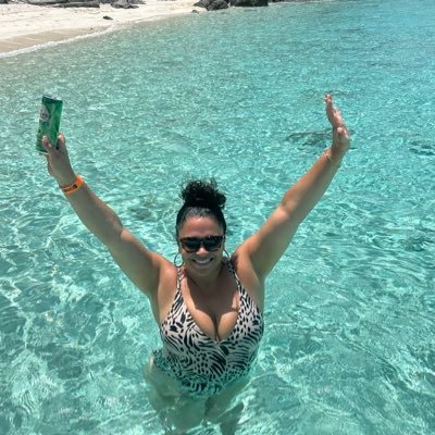SSLeyna's profile picture. 🇧🇸🌞🌴 • Steelers 💛🖤💛🖤