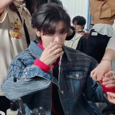 iilzcv1's profile picture. 