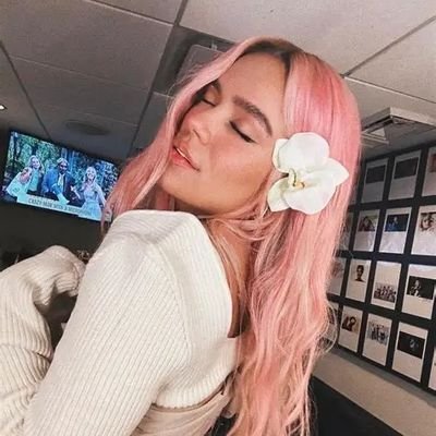 🤍 calle y poché 🤍❤️ Danna Paola ❤️Morat 💙karol g 💙adele