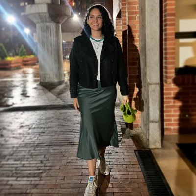 Passionate about development proyects, gender issues and NGO. Feminist 💚. Working towards peace with gender approach. GOV & IR, MSC in Development Mgnt.