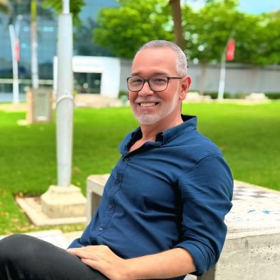 Administrador, Enlace LGBTI+🌈 de la Alcaldía de Barranquilla
instagram @hemelnorena