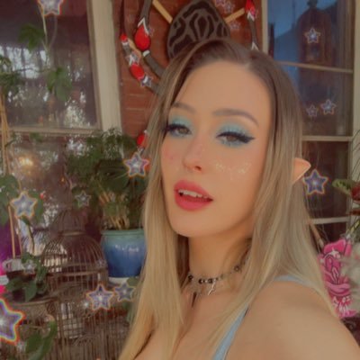 (( _ _ ))..zzZ ⏰✨💵 ENFP 🐱 🌙🌶 Trash Economy E-Thottery | Twitch Affiliate 📼| OF 𝐂𝐫𝐞𝐚𝐭𝐨𝐫| 💻 RVA🚴♀️ ➡️ San Diego🌴 ➡️ Tampa 🍊
