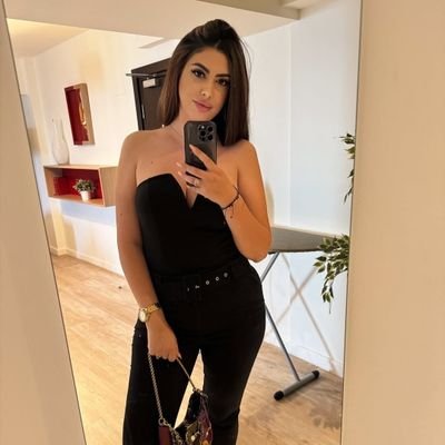 يوماً ما سأطير ببلد أحلامي ❤
𝑶𝒏𝒆 𝒅𝒂𝒚 𝒊 𝒘𝒊𝒍𝒍 𝒇𝒍𝒚 𝒎𝒚 𝒅𝒓𝒆𝒂𝒎 𝒄𝒐𝒖𝒏𝒕𝒓𝒚
