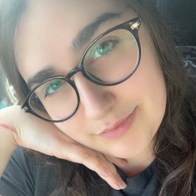 mcdummythiccc's profile picture. Welcome to Chilis | Slaying the day away✨