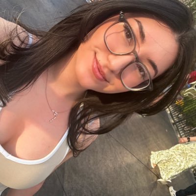 Based_Liz33's profile picture. based, beautiful & blessed 🐅