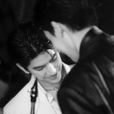 𝙩𝙝𝙚𝙮 don't have to say much; the way 𝙟𝙞𝙢𝙢𝙮 looks at 𝙨𝙚𝙖 says everything.