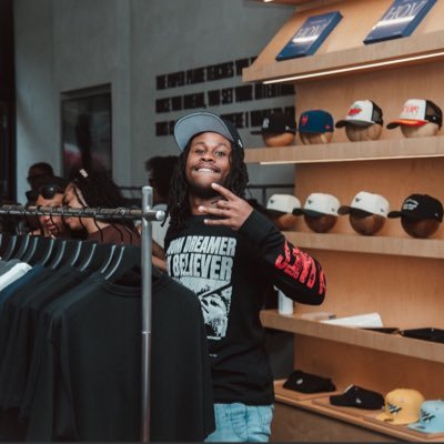 lilcj1_'s profile picture. Business. Real Estate. Crypto #LLGma🕊️ #F4L⚡️ #freedafam