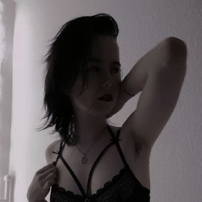 26 || manhater || former val addict// league noob || sometimes i stream || i love star wars