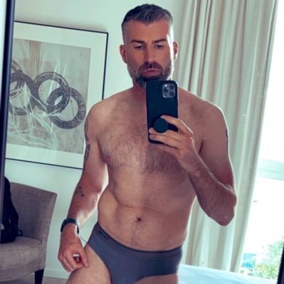 Up up and away… Insta linked below 📌🇮🇪 telegram : @daddy_tomtom