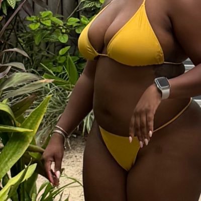 Welcome to the playground for my id. 🧚🏽♀️ Trust me, I say whatever the fck I want to.