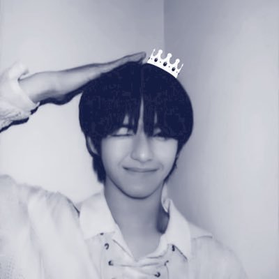flappybernsss's profile picture. https://t.co/CKXligcxRO ⭐️ Mainly for supporting our AHOF 아홉 .☘︎ ́˖ You deserve the best! 🤍 ROTY ‘25!