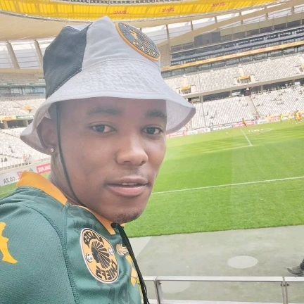 Amos498956's profile picture. kaizer chiefs❤