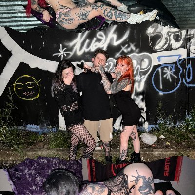 Hexcore333's profile picture. Three souls, one shadow  | 2♀ + 1♂ | Poly & unapologetic 🖤