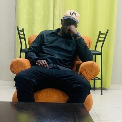 FPLfuture1's profile picture. Football & LFC enthusiast ( tactical & psychological side of the game)