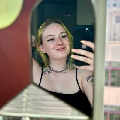 I am here because I want to meet a real man and I will be happy to talk to you and get to know you better than you know me. I have a son. I am sincere, faithfu