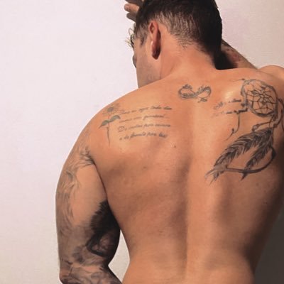 Nem tudo que é gostoso precisa ser dito em voz alta… mas aqui, a gente sente cada detalhe. 🔞🔥