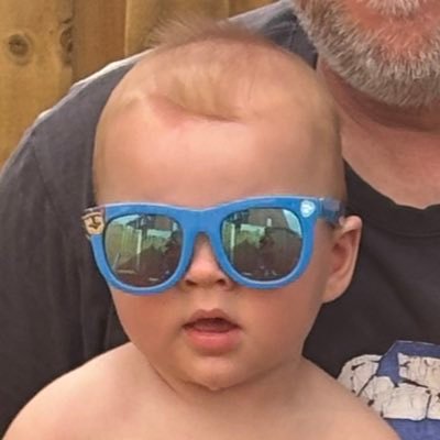 ReeceDancy22's profile picture. Barnsley FC🔴⚪️