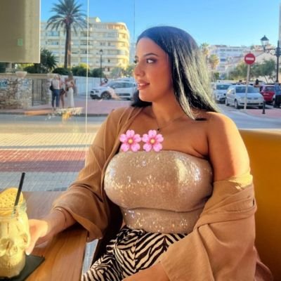 Insurance Agent👜 | Crypto trader💰📈 | Building wealth & Securing Futures 📌🌏