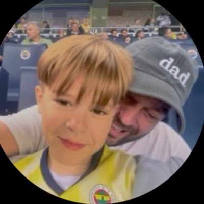 “Oyunculuk herkesin yapabileceğini sandığı fakat asla göründüğü gibi olmayan zor bir iş” - Ozan Akbaba