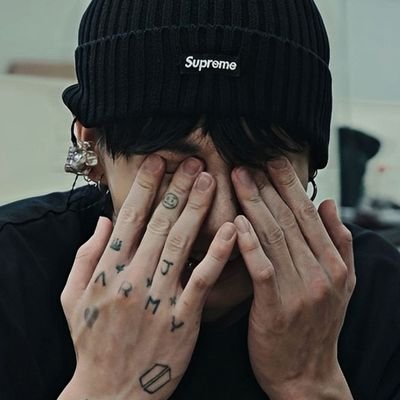 εїз✨ฮวังกึมมักเน่ 🐰 ⟭⟬🐥 εїзさんのプロフィール画像