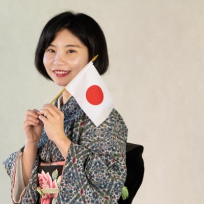 株式会社Nodes代表。法人化←フリーランス←KADOKAWA←京都大学文学部。東京繁田園茶舗 @tokyohandaen 事業開発&海外展開。日本茶インストラクター。日本ソムリエ協会認定ワインエキスパート。アマチュア競技ダンサー。AGSM@UNSW🇦🇺にMBA留学中。4歳児子育て中。旧姓:繁田