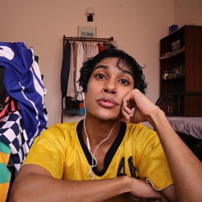 dileshknowsbest's profile picture. I talk too much