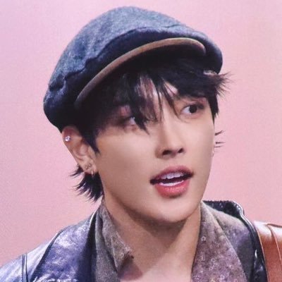 qwertyuiop_1334's profile picture. 