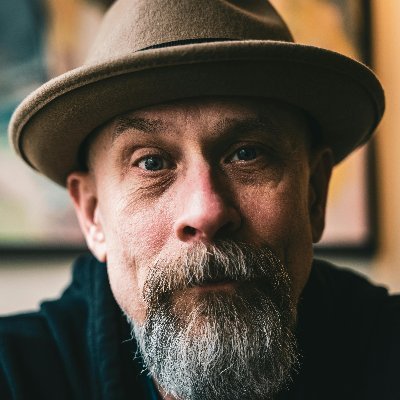 3thanThomas's profile picture. Zero emotions, full focus.