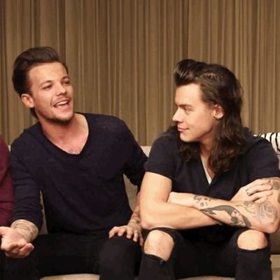 25|🇬🇧
'Yeah go on then Darling' 🌈 ღ OT5 Supremacy since 2010 ღ LGBTQ+ Supporter 🏳️🌈 ღ NS Larrie ღ Spams/Hate = Blocked