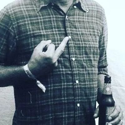 Agora em versão premium
A moral é o que faz alguém sentir-se bem e o imoral é o que faz alguém sentir-se mal