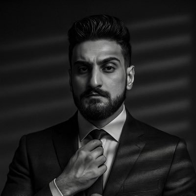 xmosaberx's profile picture. الناس من حولك ليسوا في حياتك ليجعلوك سعيدا، ولكنهم موجودون في حياتك ليجعلوك واعياً !