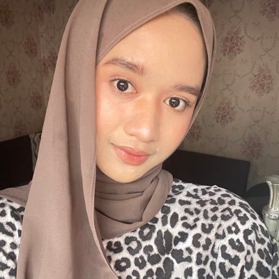 | make up, skincare, and parfum enthusiast | dm bussines & inquirers ❣️