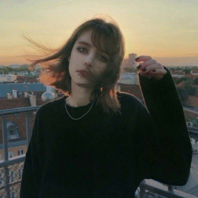 Reneesquer's profile picture. #CrunchieOG