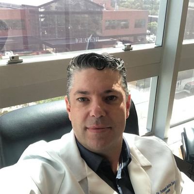 Doctor by calling, gentleman by nature 🩺💬 | Chess player ♟️, deep thinker 🧠, music lover 🎶 | I value class 👠 and deep connections 💫