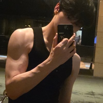 lotsa yaoi 🔞 and tubatu stuff | 24 | they/them | ⬆️🐰 ⬇️🦊 | minors & sfws dnf/dni or i will block u